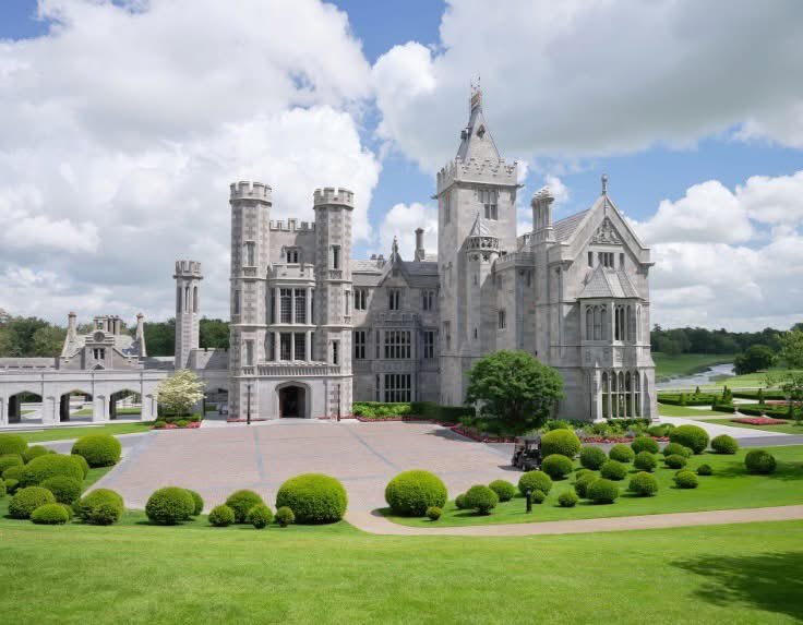 The airspace is closed over Israel, Iran, and Qatar. Flights are being cancelled across the board. And while a ceasefire has been announced, the impact on the travel industry has been substantial, both on overseas travel and domestic travel. I have all the updates, plus some