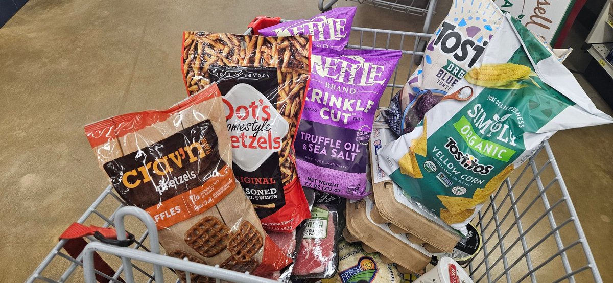 Adrianne Curry tweet media