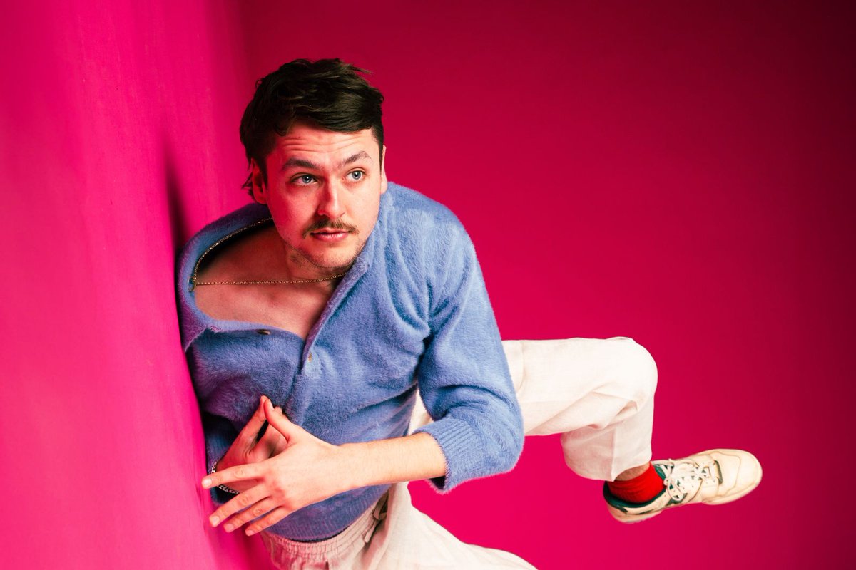 The Wee Review tweet media