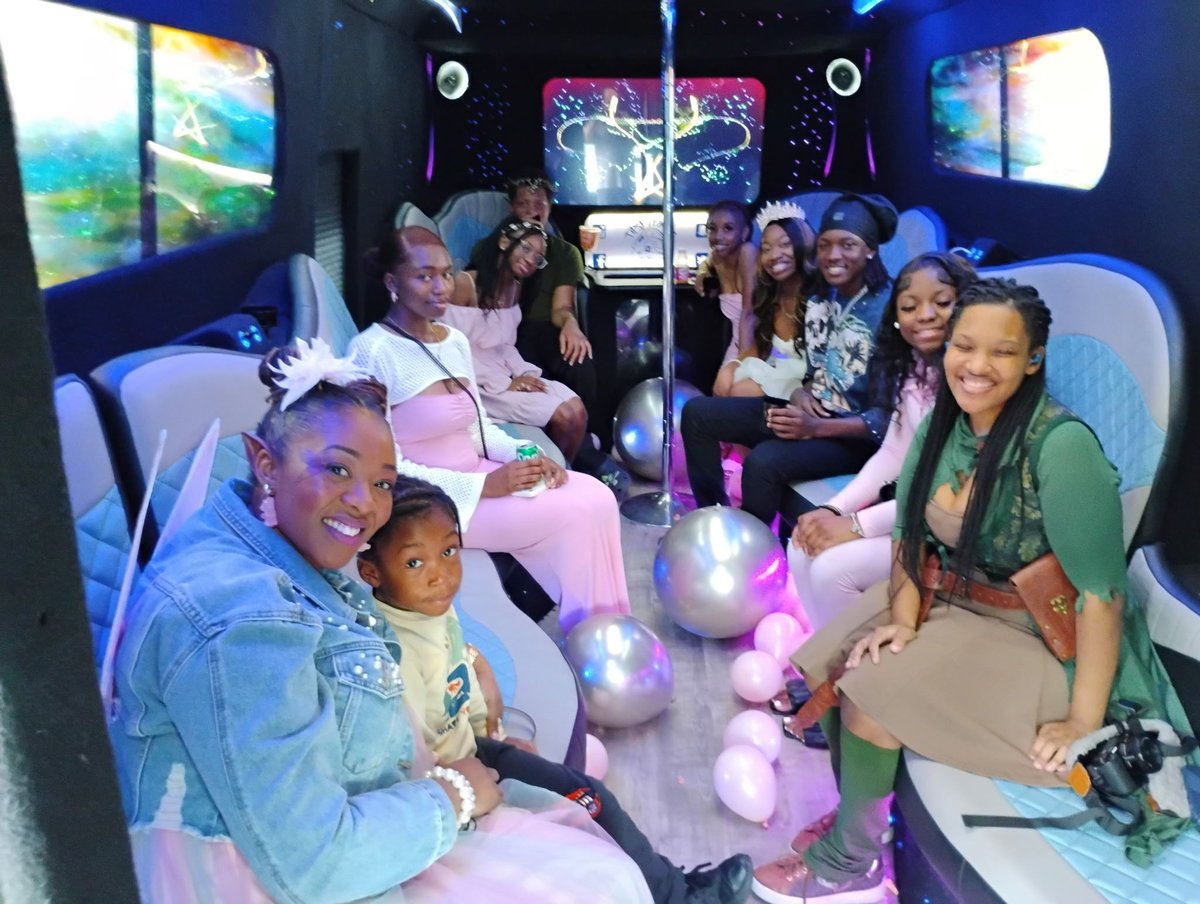 No better way to turn up than with your whole crew on board. 🎊 Whether it’s a birthday or just because—it hits different with Tipsy Transit. Call (229) 234-1448 to ride the vibe!
#PartyOnWheels #SquadGoals #TipsyTransit #TurnUpTogether