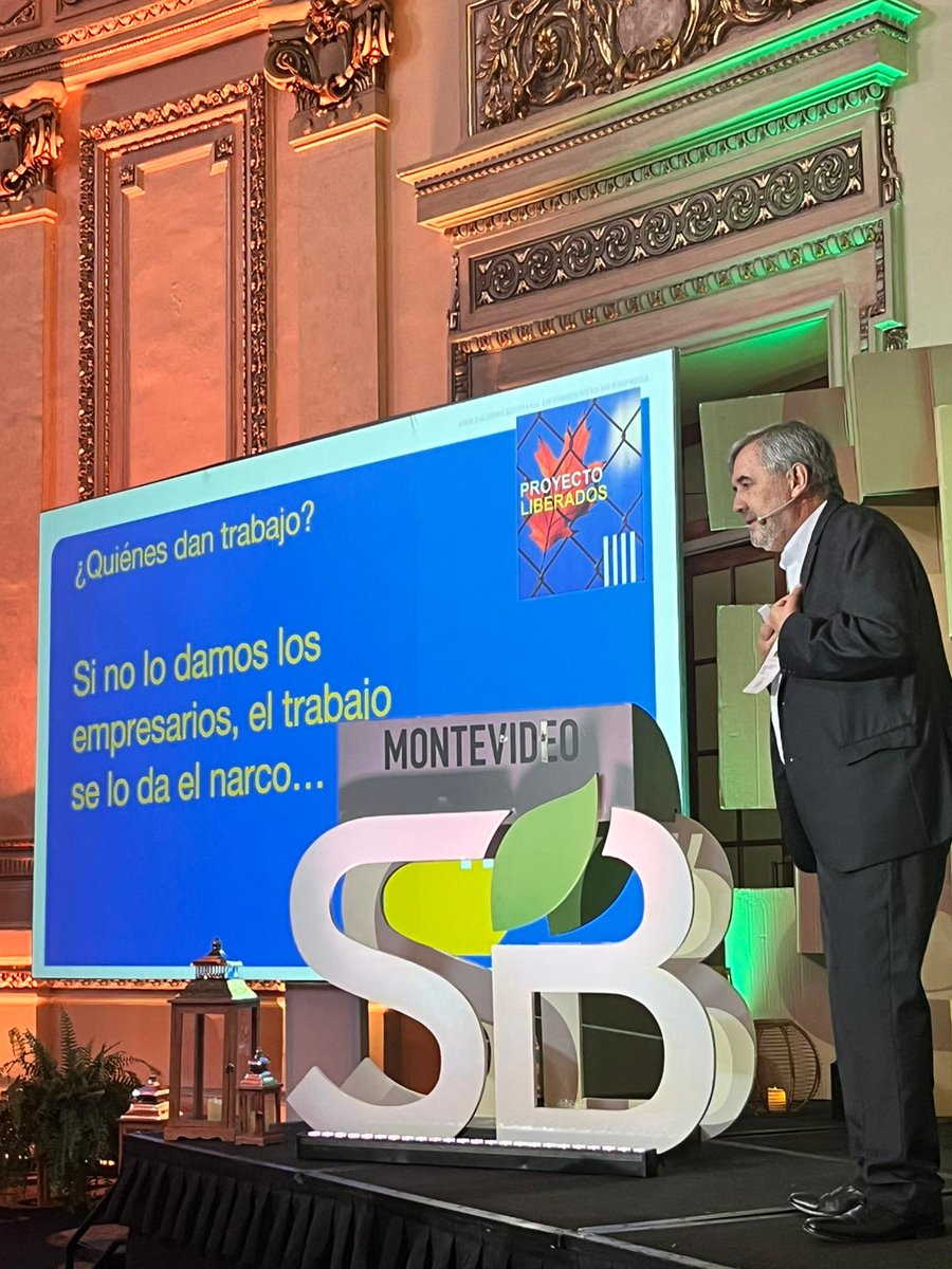 <a href="/EduOttonelli/">Eduardo Ottonelli</a> representando a ACDE y hablando sobre el programa #liberados en <a href="/SB_MVD/">Sustainable Brands MVD</a> ¡Muchas gracias por tu claridad y por seguir trabajando para derribar estigmas sobre las personas privadas de libertad!