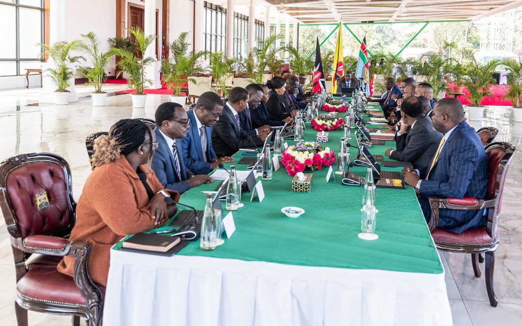 Hon. Aden Duale, EGH (@honadenduale) on Twitter photo Chaired by H.E President <a href="/WilliamsRuto/">William Samoei Ruto, PhD</a>, joined Cabinet colleagues for a meeting at the <a href="/StateHouseKenya/">State House Kenya</a>, Nairobi.
Cabinet Despatch ~ shorturl.at/1jG6S Chaired by H.E President <a href="/WilliamsRuto/">William Samoei Ruto, PhD</a>, joined Cabinet colleagues for a meeting at the <a href="/StateHouseKenya/">State House Kenya</a>, Nairobi.
Cabinet Despatch ~ shorturl.at/1jG6S