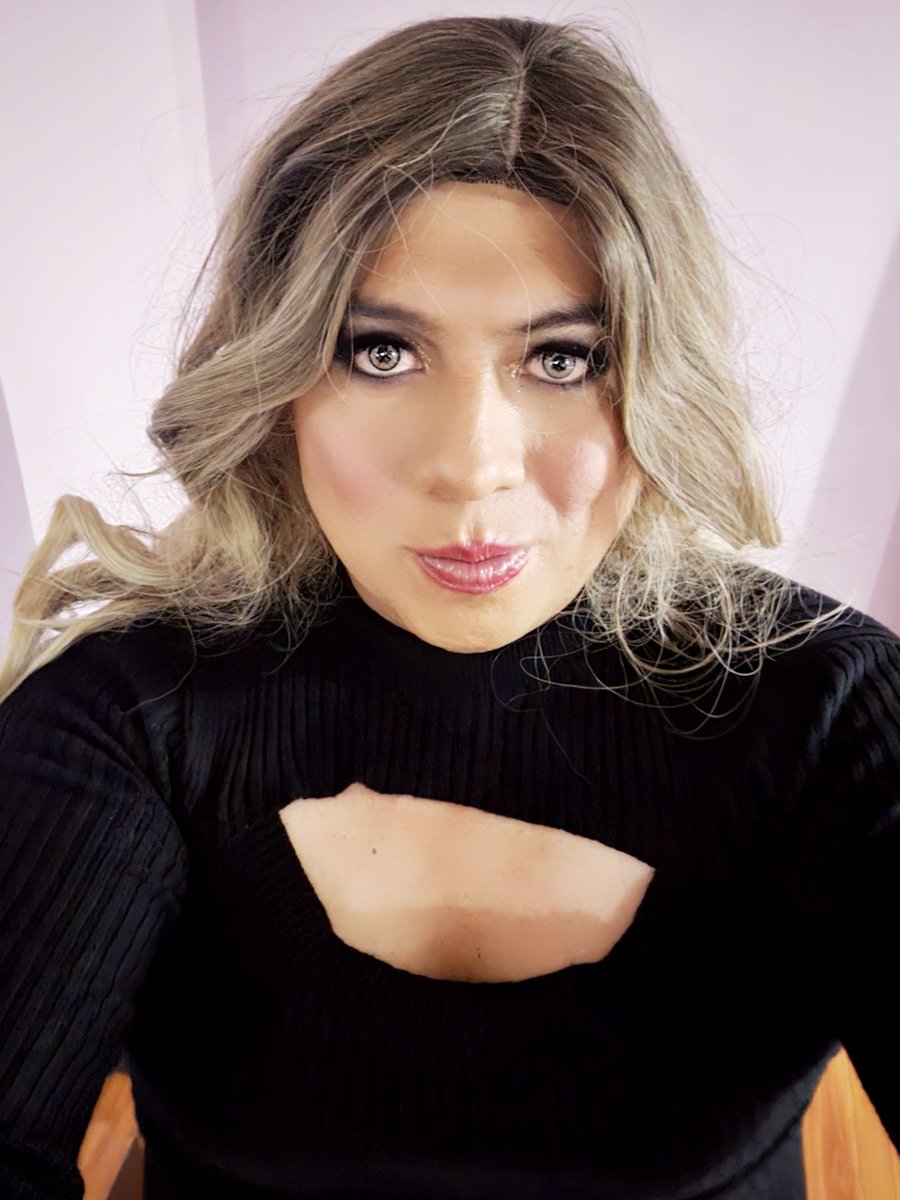 Danyroho35's tweet photo. Hola guapos quien va a la marcha del sábado en CDMEX? #MarchaDelOrgullo2025 #travesti @MarchaLGBTCDMX https://t.co/efIM3cyTIk