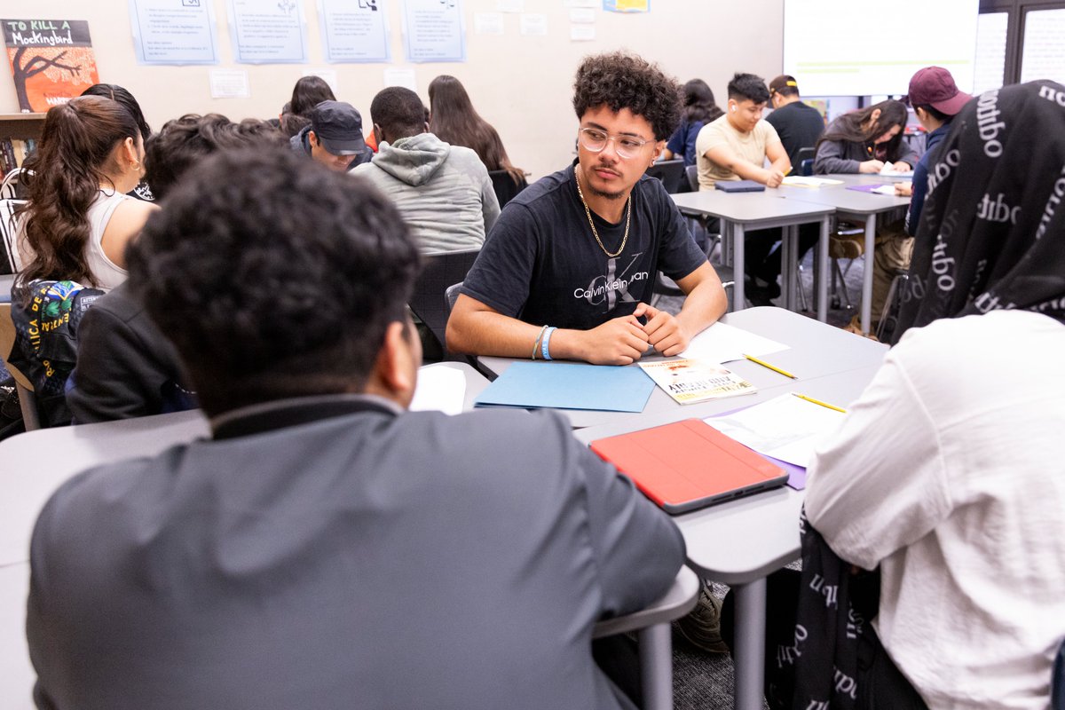 OmahaPubSchool's tweet image. Learning continues for our students as staff prepare them for the next school year! Our summer programs offer engaging lessons, activities and opportunities for academic growth.