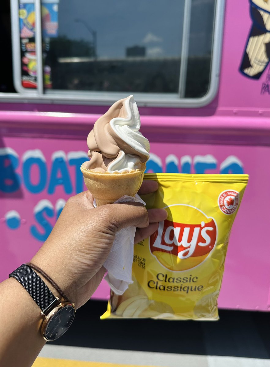 Ann Kuganathan (@annswathyk) on Twitter photo Thank you <a href="/ResearchStJoes/">The Research Institute of St. Joe's Hamilton</a>!! Perfect day for BBQ and ice cream 🍦☀️
#SummerSizzlers Thank you <a href="/ResearchStJoes/">The Research Institute of St. Joe's Hamilton</a>!! Perfect day for BBQ and ice cream 🍦☀️
#SummerSizzlers