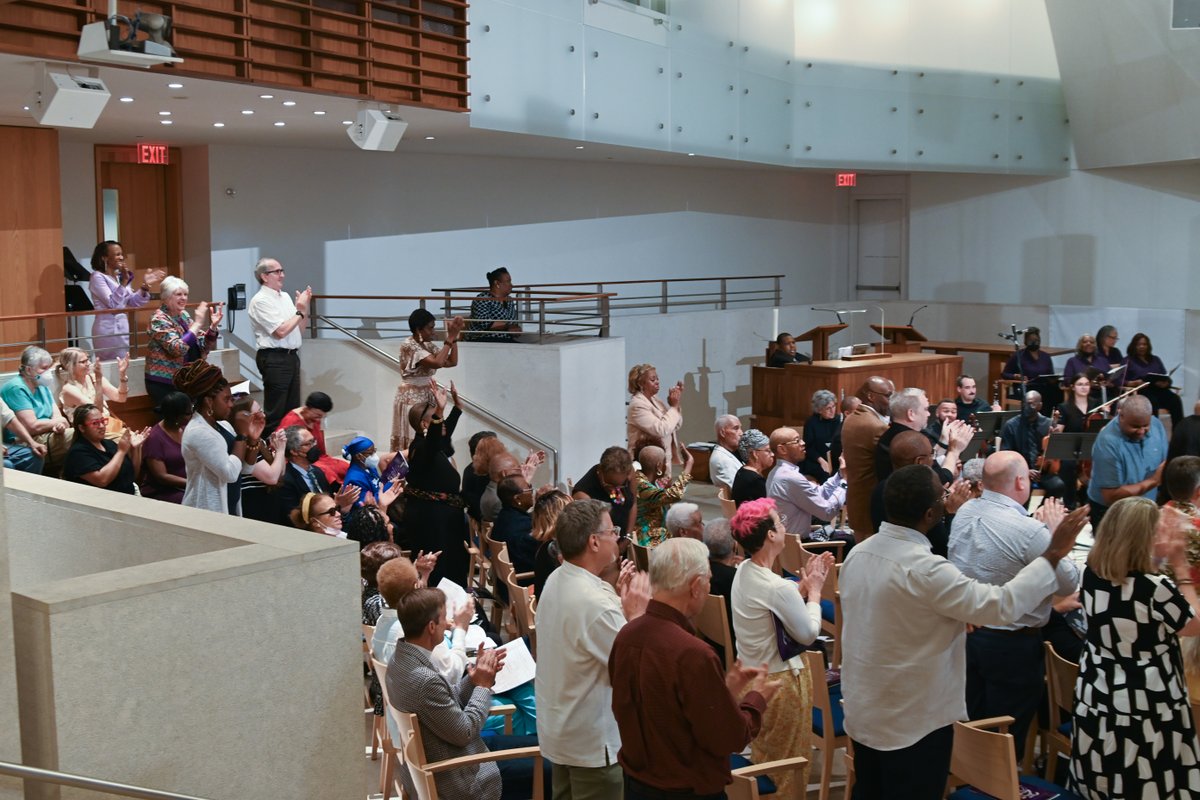 #MusicalMemories: Share a memory from a past Heritage Signature Chorale concert.
#HeritageSignatureChorale #MusicWithMeaning #Legacy