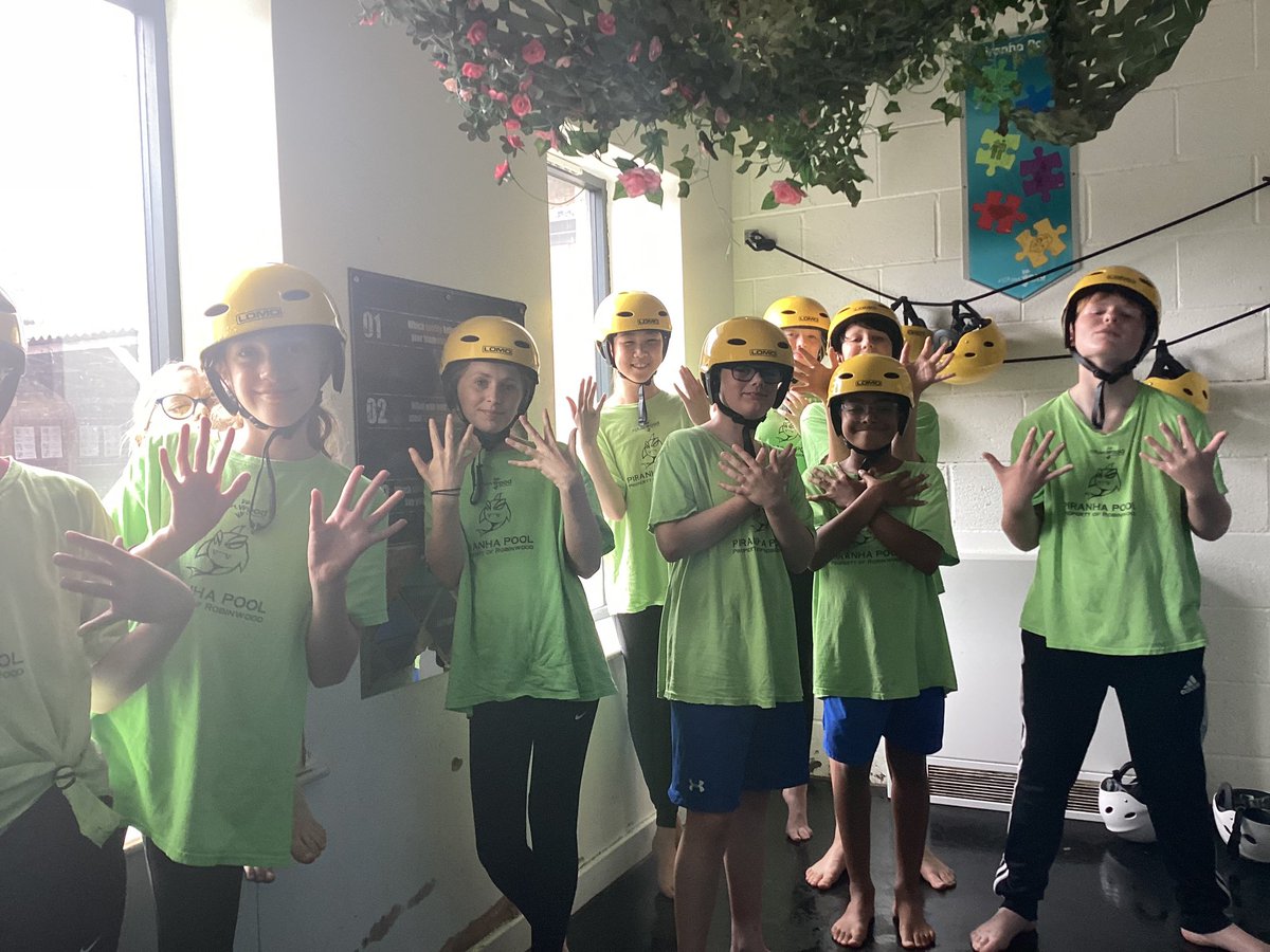 We had lots more fun this afternoon including the giant swing, nightline and caving. Everyone has eaten and are now onto their evening activities. Mrs MD.