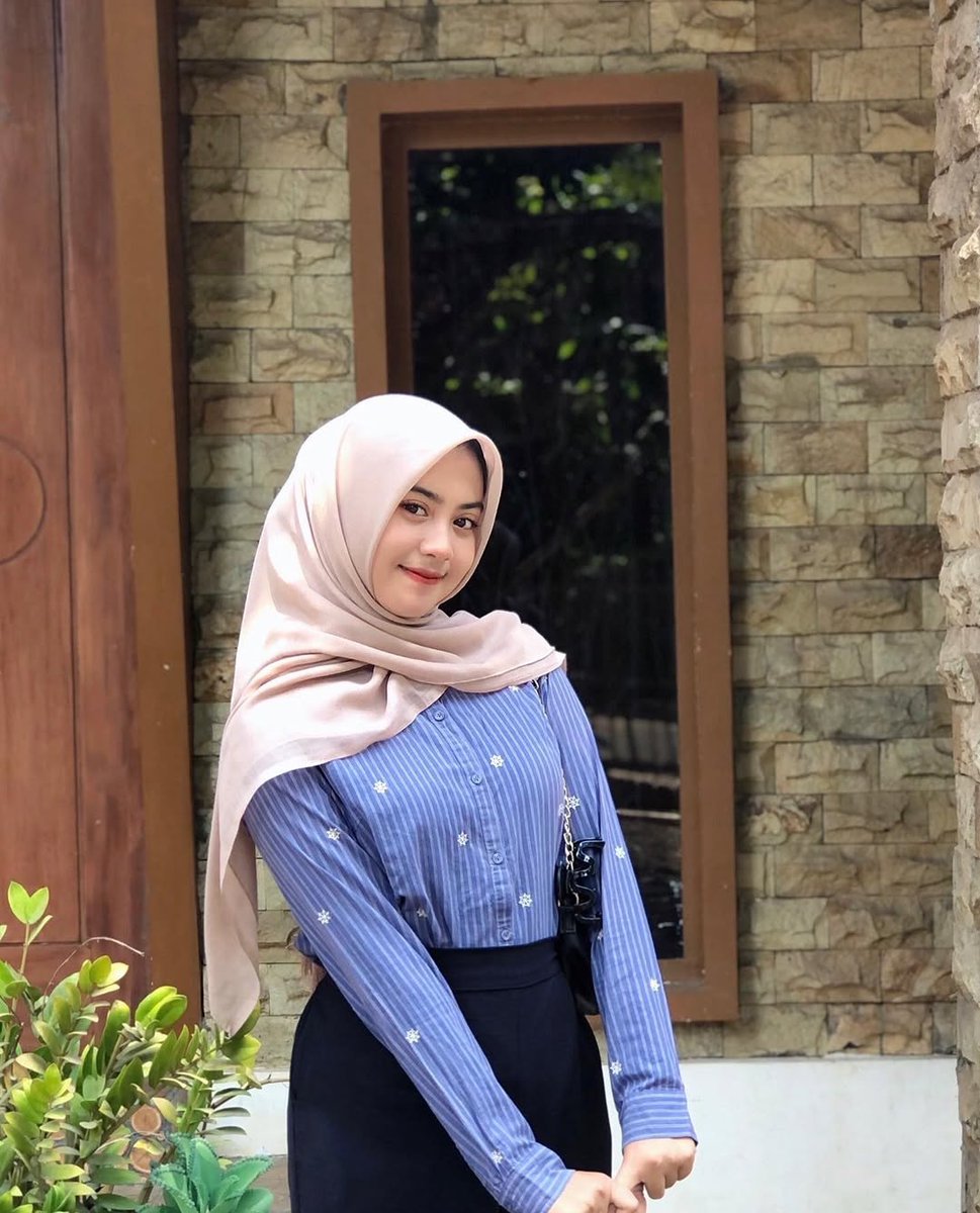 Malam Buat Client vina🫶🏻
Yang udah atur slot bisa DM vina ulang yahh bee 🤌🏼🫶🏻
#bobanten
#availbanten
#openbobanten
#bantencrot