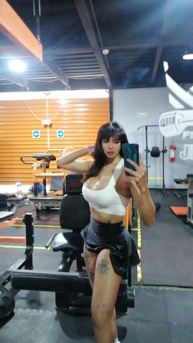MARIPOSANE50447's tweet photo. Holaaa!!!!! #transwoman #trans #transfitness #scort  #nezahualcóyotl 💲💵💳🏳️‍⚧️🔥👉👌🍆💧🦋🖤 https://t.co/zWcrp83SOU