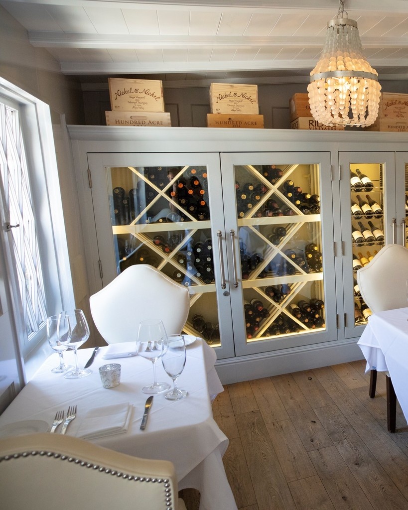 🥂 Cheers to 9 years! Selanne Steak Tavern has earned the 2025 Wine Spectator Best of Award of Excellence - for the 9th year in a row. Huge thanks to our team, guests, and Advanced Sommelier Vito Pasquale for leading our award-winning wine program.