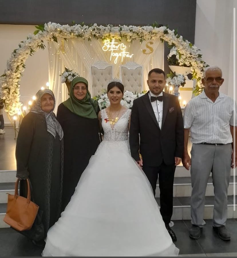 Aslı &amp; Selman Çiftinin Düğün Merasimine Katıldık. Genç Çiftimize Bir Ömür Mutluluklar. <a href="/AKKADINGM/">AK Parti Kadın Kolları</a> <a href="/tugbaisikercan/">Tuğba IŞIK ERCAN</a>  <a href="/alicetin_07/">Ali Çetin</a> <a href="/akpartiantalya7/">AK Parti Antalya</a> <a href="/GlinZboz/">Gülçin Özboz🇹🇷🇹🇷</a> <a href="/akkadinantalya/">AK Kadın Antalya</a>  <a href="/mehmetsarani/">Mehmet Şarani Tavlı</a> <a href="/akpartialanya07/">Akpartialanya07</a> <a href="/FatmaAnlgan1/">Fatma Anılgan</a>