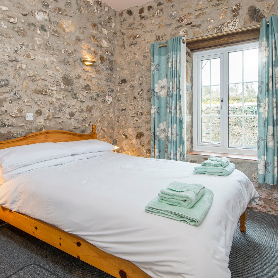 Coastal Cottages tweet media