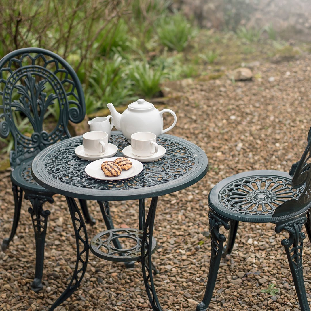 SUMMER: Elderberry Cottage, Nolton | 2-30/8 | NOW £625pw

🛏️ Sleeps 2
⭐️ 4 Star
🐶 #DogFriendly
🌺 Pretty patio area
🚗 Off-road parking
🏖️ Beaches nearby
🍽️🛍️ Short drive to amenities
🥾🏄️🛥️ Close to activities

👉️bit.ly/45C8CFC

#visitpembrokeshire #coastalcottages