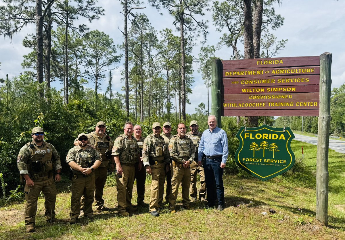 WiltonSimpson's tweet image. Col. Lee Adams and his team are doing incredible work to ensure the additional Conservation and Recreational Lands officers joining our Ag Law team will seamlessly join our mission to serve and protect Floridians across the state.