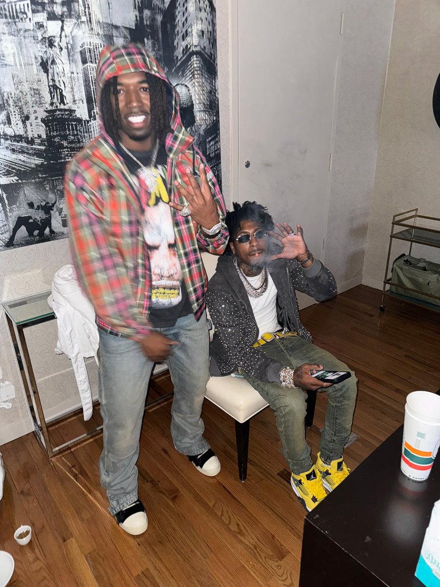 prettyflvcko__'s tweet image. 