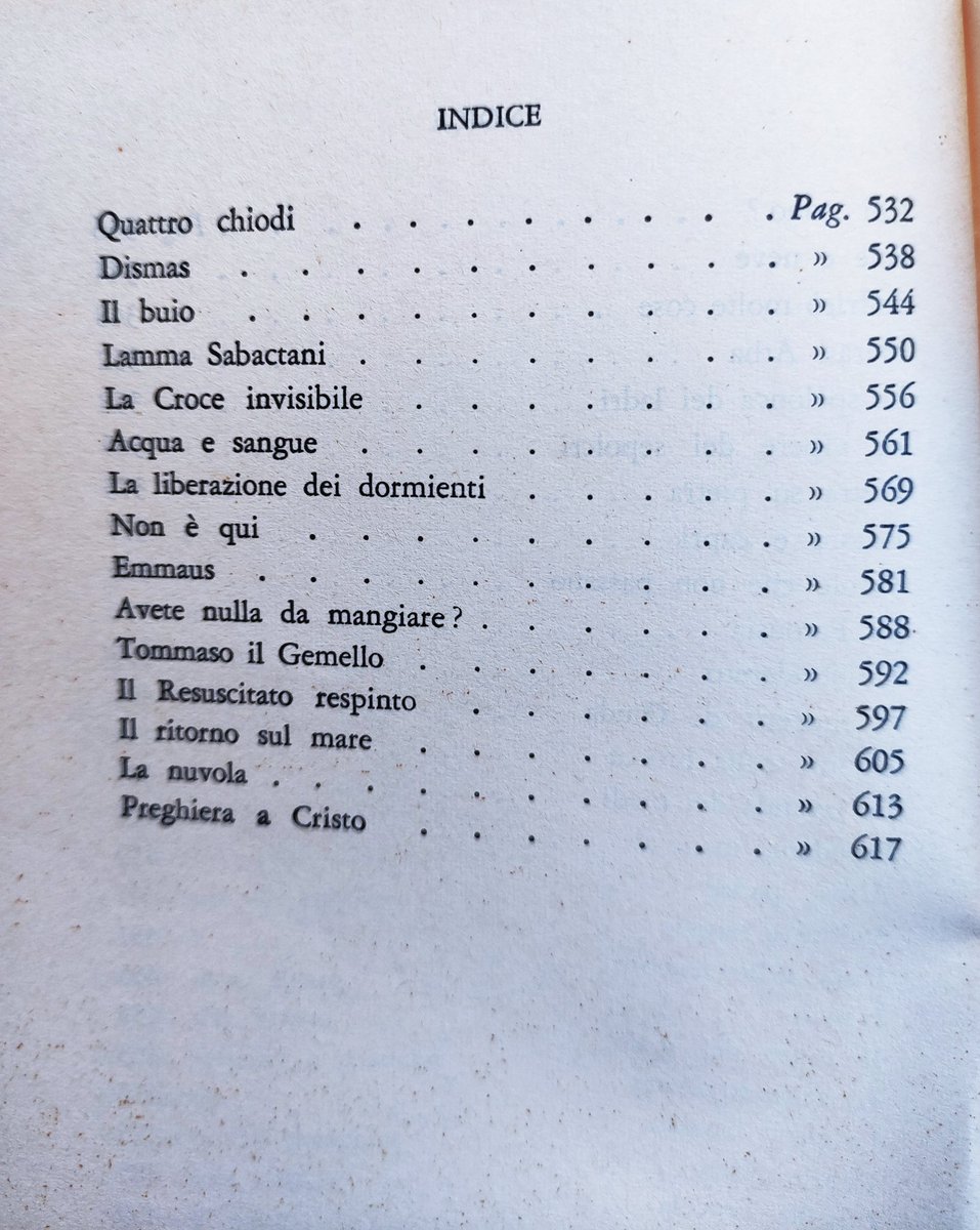Sulla bancarella ho trovato questa "Storia di Cristo" di Giovanni Papini.