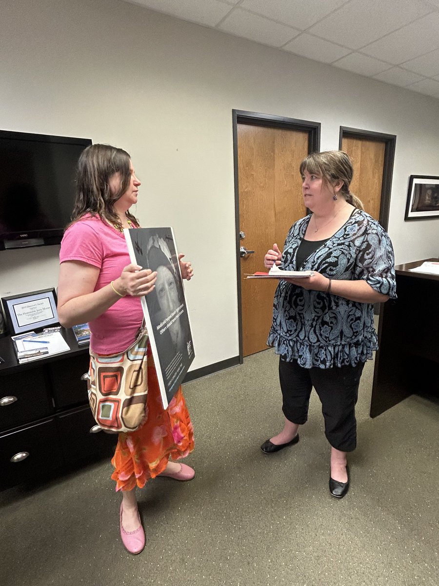 KansasACSCAN's tweet image. We had a great meeting w/ staff at @JerryMoran's Olathe office today! Our volunteers shared their stories & talked about the importance of #Medicaid to #cancer patients & survivors. Take 1 minute & join us in urging lawmakers to vote NO on Medicaid cuts.act.fightcancer.org/.../now-is-the…...