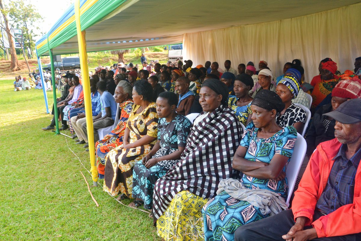 Abayobozi b’Akarere, Inzego z’Umutekano n'abandi bayobozi bitabiriye Inteko z’Abaturage zabereye mu tugari twose ahibanzwe ku gukemura ibibazo by’abaturage, kumva ibitekerezo n’ibyifuzo byabo tutibagiwe no kubaganiriza kuri gahunda za Leta zinyuranye zigamije iterambere ryabo