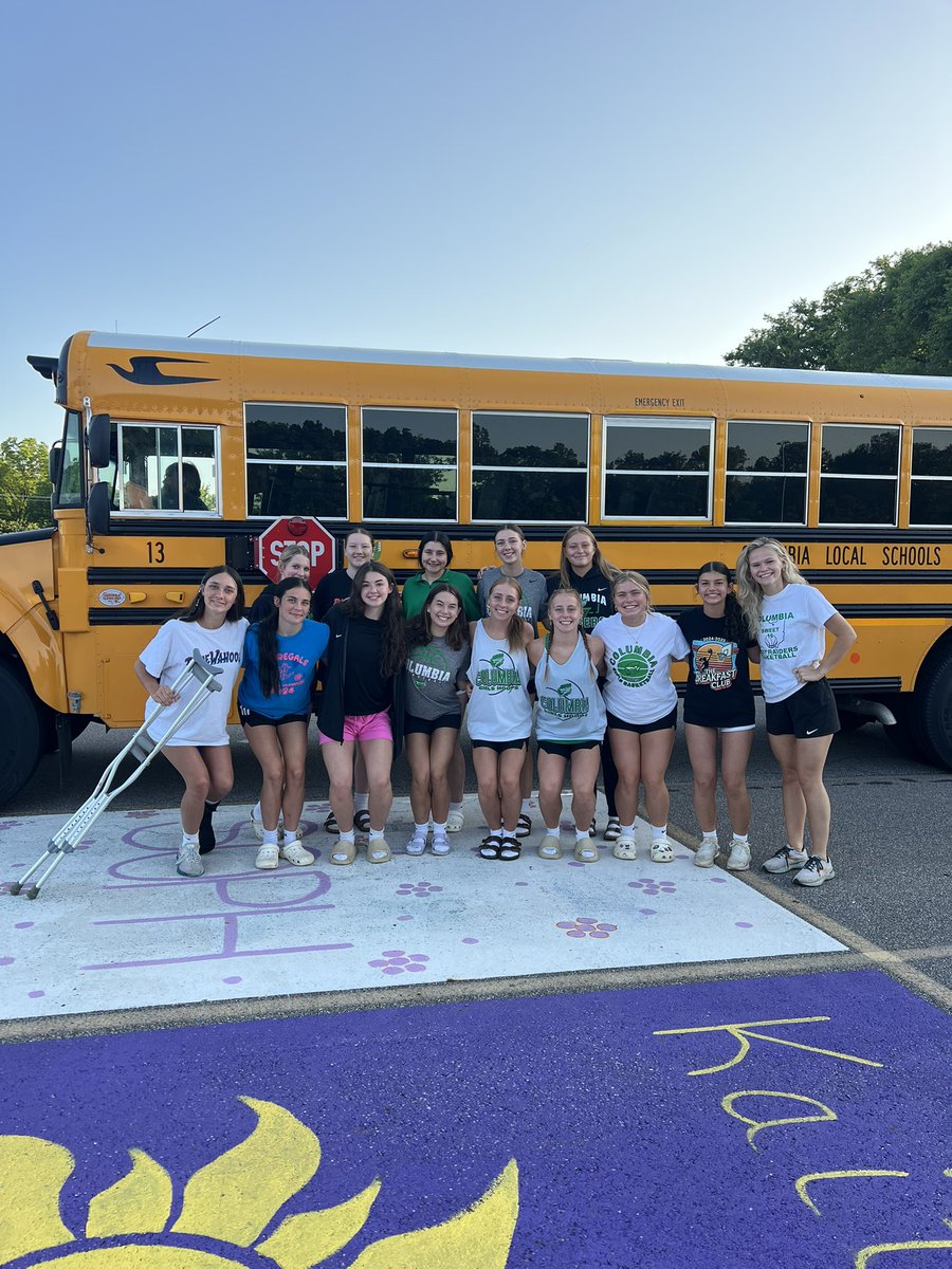 CHSRaidersWBB's tweet photo. Had an amazing time at Findlay Team Camp! Great competition and lots of fun was had. So proud of this group! We got better this week!!! #TOGETHER #WEoverME #ColumbiaGBB https://t.co/D2U1yfX7o9