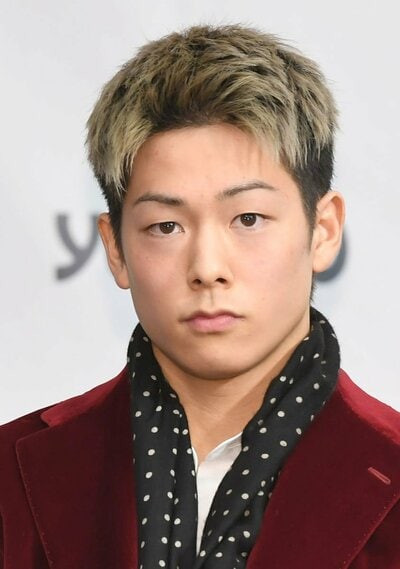 soft_lov_xx's tweet photo. 本人や本人関係者、及びファンに見付からないように敢えて名前は出さないけど、
圧倒的に弟の方がビジュアルは良いけど、兄の方が圧倒的にエロそうな顔してて好き
尚、どっちもまだ結果出してない
←兄　弟→ https://t.co/HRcafhsbE1