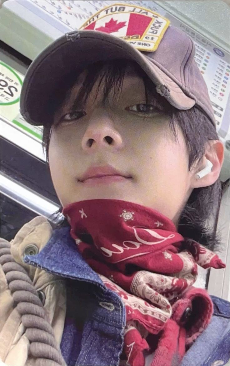 pinkiles tweet media