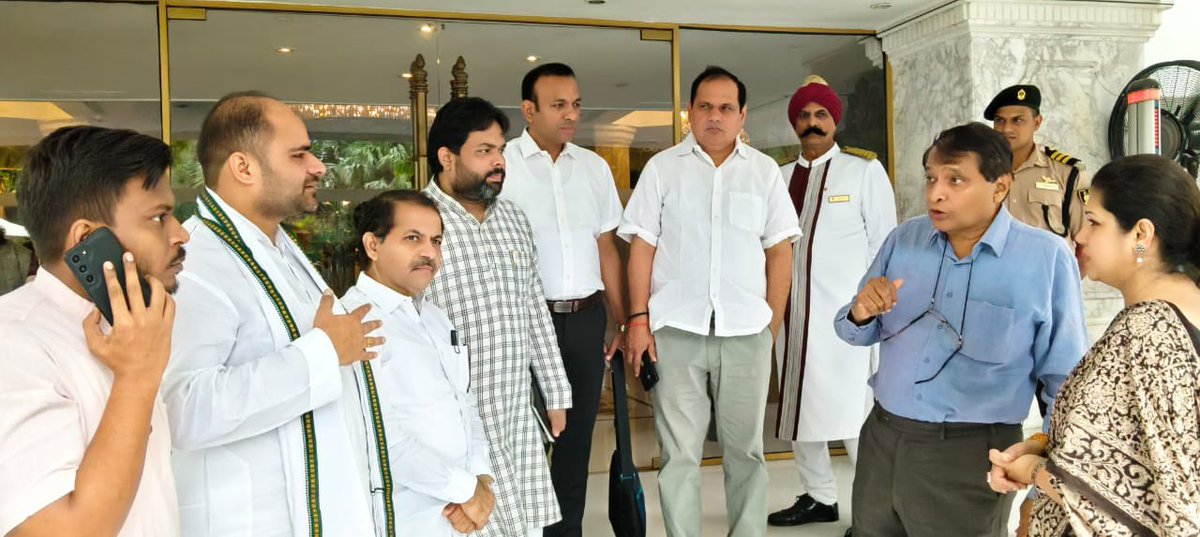 isatyendra's tweet photo. Had wonderful meeting with upcoming BioEnergy Conclave &amp; Bamboo Conclave with @ICFAgri CEO Shreyasi ji &amp; Ma @sureshpprabhu ji. https://t.co/ZhTYDFwtsC