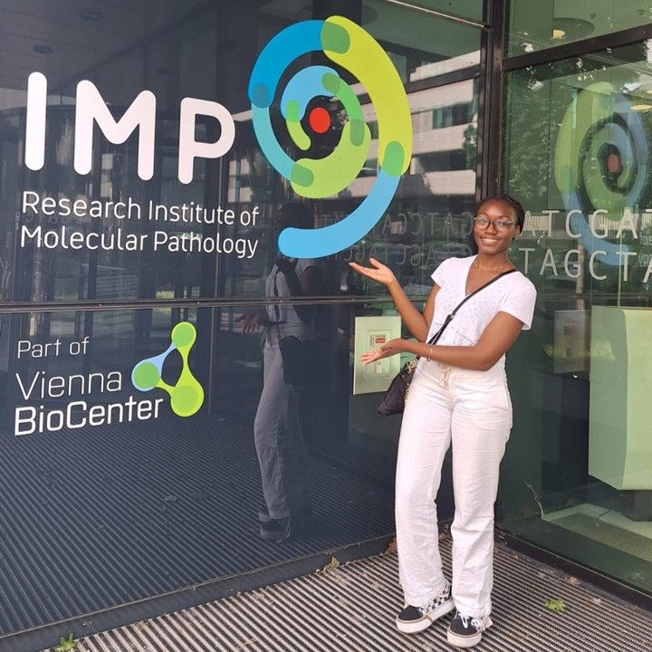 Nuestra estudiante de Ingeniería Biomédica, Omobolaji Ayomide, realiza una estancia de investigación en el Vienna BioCenter, uno de los hubs científicos más importantes de Europa. 🇦🇹🧠

#UDEMInternational