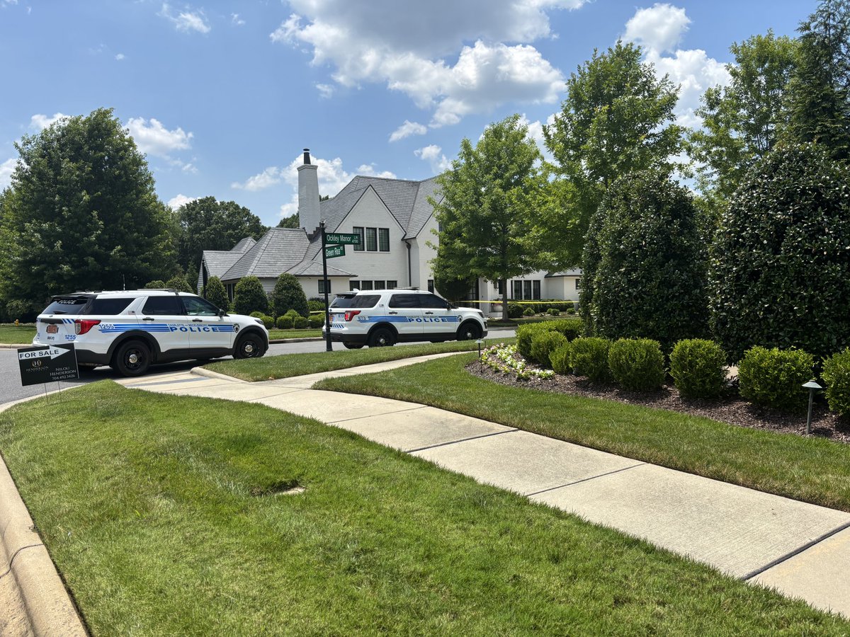 PierreSimmons36 (@psimmons36) on Twitter photo Police activity off in south Charlotte off of Ockley Manor Lane follow <a href="/wcnc/">WCNC Charlotte</a> for the latest Police activity off in south Charlotte off of Ockley Manor Lane follow <a href="/wcnc/">WCNC Charlotte</a> for the latest