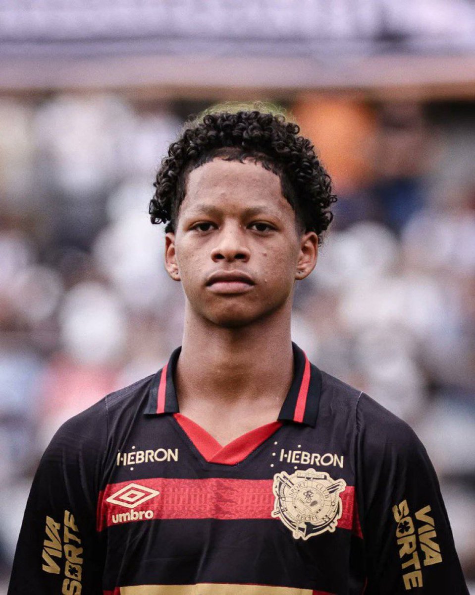 ManagingBarca's tweet photo. 🚨🚨🌕| BREAKING: Barcelona are in advanced negotiations to sign Zé Lucas (17).

He is one of the most promising youngsters in Brazil. Total agreement is expected soon. 

[@jfelixdiaz] 🇧🇷🌟🔵🔴 https://t.co/eObFBEfnKv