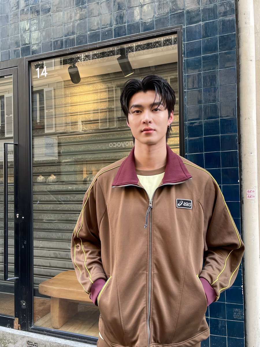 syamxnii's tweet image. ก้านกล้วยปารีสมาก หล่อสุดไรสุด🥹✨

@nichameen8 

#ASICSxMEEN 
#ASICSParisFashionWeek