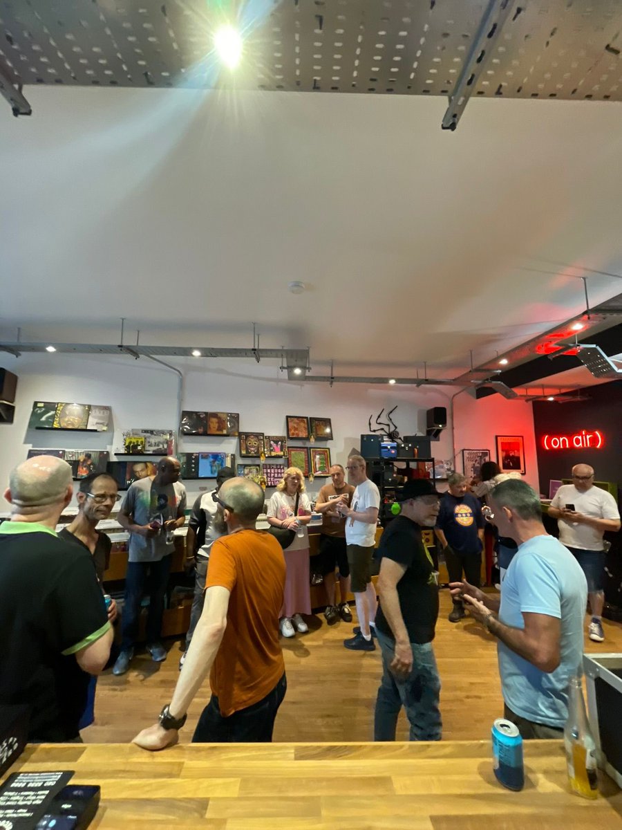 RevolutionPenge's tweet photo. We had a terrific time at our reggae night last Friday. Thanks to all who attended. #reggae #livemusic #vinyl https://t.co/jHJRVU5GWZ