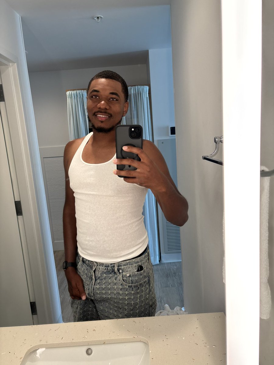 LadiesOnly_'s tweet photo. https://t.co/vO6pBby6PA
