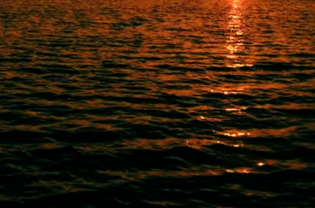 #evening
#sunsets
#colors

It is our hearts that reflect on life.
Reflections.