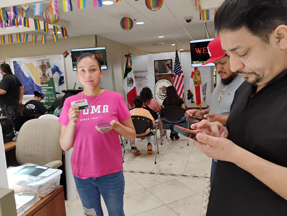 Ventanilla Asesoría Financiera (@vaforlfl) on Twitter photo Todos los martes en la <a href="/VAFORLFL/">Ventanilla Asesoría Financiera</a> <a href="/ConsulMexOrl/">Consulado de México en Orlando</a> : Nuestro objetivo es brindarte las herramientas y el conocimiento necesarios para mejorar tu bienestar financiero y ayudarte a alcanzar tus metas económicas.
Abordamos los siguientes temas:
1. <a href="/FinabienMex/">Financiera para el Bienestar México</a> <a href="/finviar/">Finviar</a>: Información Todos los martes en la <a href="/VAFORLFL/">Ventanilla Asesoría Financiera</a> <a href="/ConsulMexOrl/">Consulado de México en Orlando</a> : Nuestro objetivo es brindarte las herramientas y el conocimiento necesarios para mejorar tu bienestar financiero y ayudarte a alcanzar tus metas económicas.
Abordamos los siguientes temas:
1. <a href="/FinabienMex/">Financiera para el Bienestar México</a> <a href="/finviar/">Finviar</a>: Información