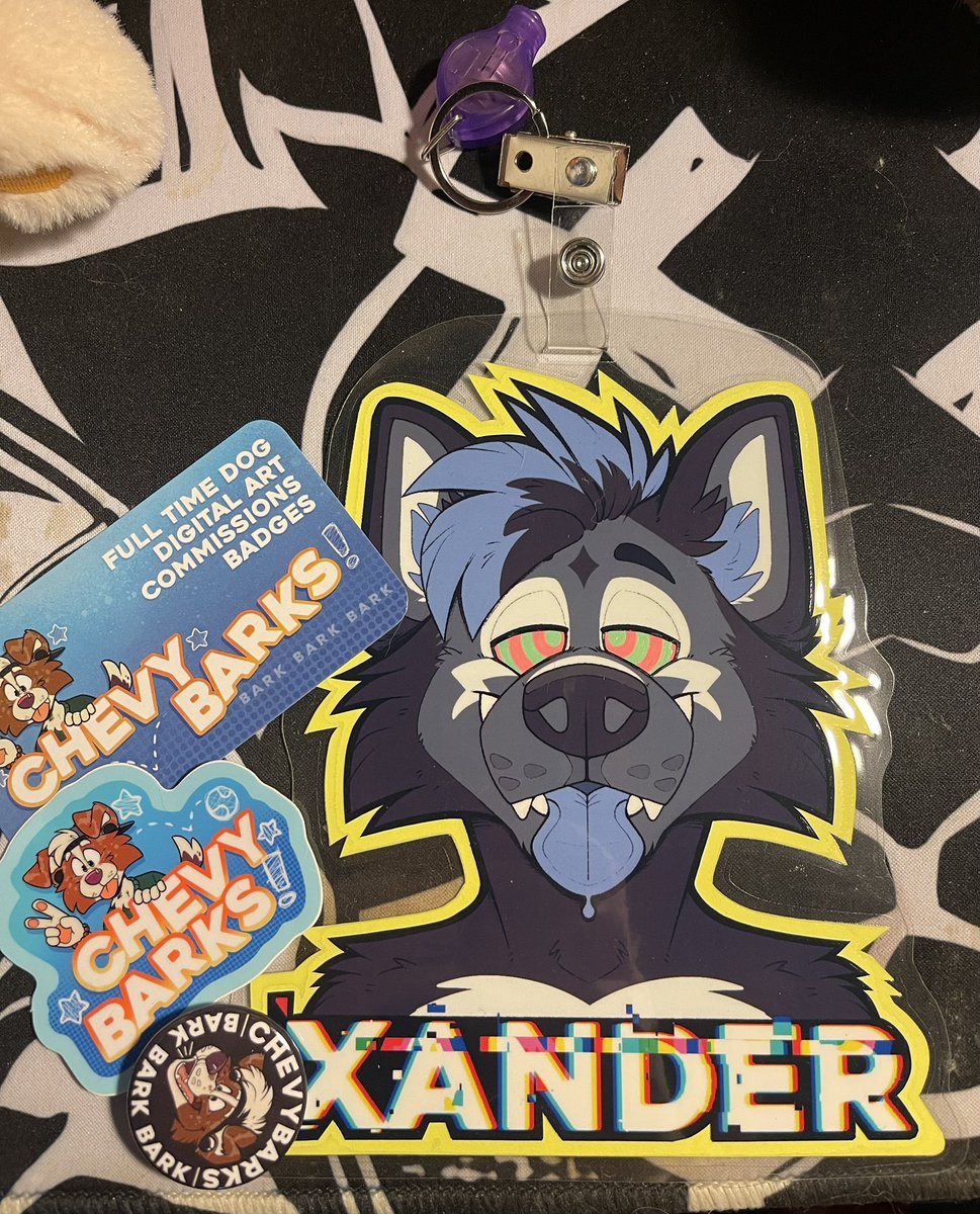 stinkymal12's tweet image. Thank you so much to @ChevyBarks for my badge!! I love it so much!!