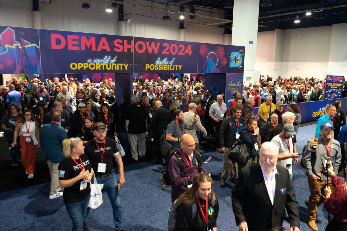 Coming internationally to attend DEMA Show?🌏 We’re here to ensure the process is as smooth as possible! Check out our resource page for international attendees and start planning today: bit.ly/3HWJHTp

#DEMAShow #DEMAShow2025 #DEMA #DEMA2025