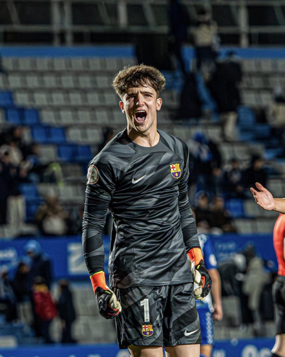 Granada, Barcelona B’nin 21 yaşındaki kalecisi Ander Astralaga’yı kiralıyormuş.