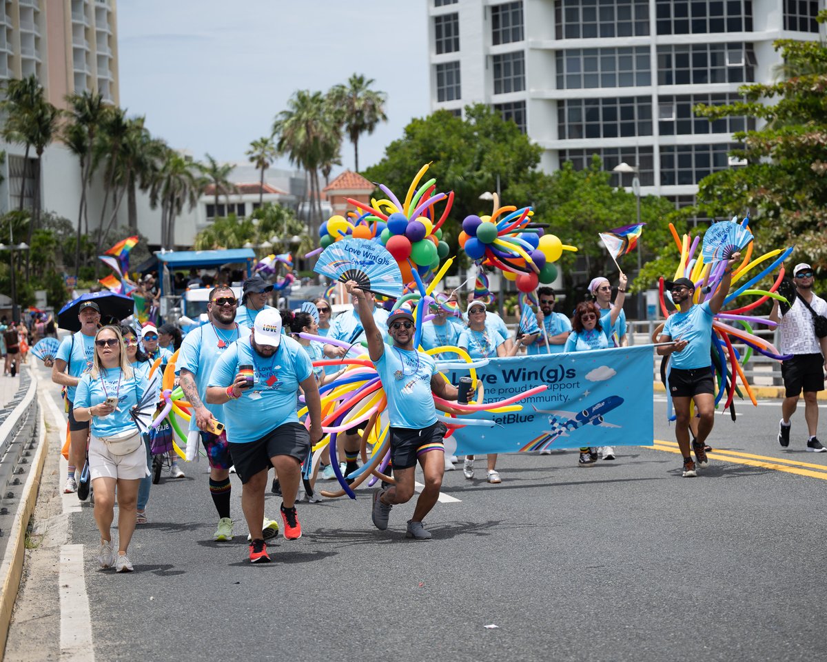 rj_c's tweet photo. I've been a loyal @JetBlue customer for nearly 21 years, and it meant so much to see a brand I trust for life’s most important moments show up with pride for their crew members at Pride San Juan. 📷
#lovewings #lovewins #PrideSanJuan #JetBluePride https://t.co/gjLKvMQB1a