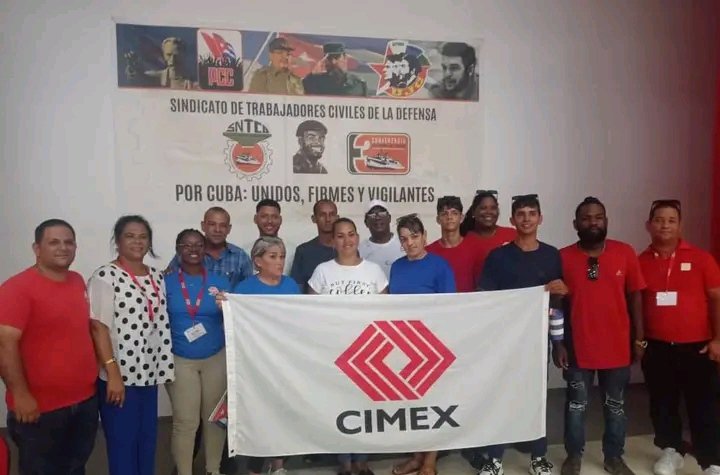 💁Son reconocidos jóvenes trabajadores por su gran desempeño y actuar diario, siempre a la vanguardia en el Sindicato de los Trabajadores Civiles.

⭐Ellos se desempeñan como bomberos 👩‍🚒 no profesionales poniendo en alto el nombre de #Cimex

#CimexAvanza #SNTCD
#GenteQueSuma 😉