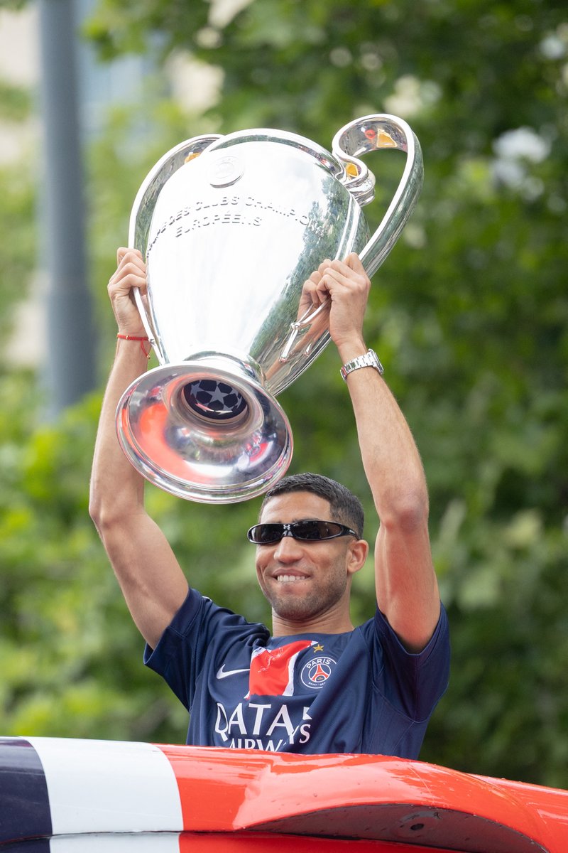 Actu Foot (@actufoot_) on Twitter photo ยซ ๐๐ข๐ ๐ ๐๐ก๐ง ๐ฃ๐๐จ๐ง-๐ข๐ก ๐ฃ๐๐ฆ๐ฆ๐๐ฅ ๐ฬ ๐๐ขฬ๐ง๐ฬ ๐โ๐จ๐ก ๐๐ข๐จ๐๐จ๐ฅ ๐ค๐จ๐ ๐ ๐ฅ๐ฬ๐๐ก๐ฉ๐๐ก๐ง๐ฬ ๐๐ ๐ฃ๐ข๐ฆ๐ง๐ ๐๐ ๐๐๐ง๐ฬ๐ฅ๐๐ ? ยป ๐ณ๐
Jean-Michel Larquรฉ ๐ซ๐ท est scandalisรฉ de voir quโAchraf Hakimi ๐ฒ๐ฆ ๐ก'๐๐ฆ๐ง ๐ฃ๐๐ฆ ๐๐ข๐ ๐ฃ๐ง๐ฬ parmi les vainqueurs ยซ ๐๐ข๐ ๐ ๐๐ก๐ง ๐ฃ๐๐จ๐ง-๐ข๐ก ๐ฃ๐๐ฆ๐ฆ๐๐ฅ ๐ฬ ๐๐ขฬ๐ง๐ฬ ๐โ๐จ๐ก ๐๐ข๐จ๐๐จ๐ฅ ๐ค๐จ๐ ๐ ๐ฅ๐ฬ๐๐ก๐ฉ๐๐ก๐ง๐ฬ ๐๐ ๐ฃ๐ข๐ฆ๐ง๐ ๐๐ ๐๐๐ง๐ฬ๐ฅ๐๐ ? ยป ๐ณ๐
Jean-Michel Larquรฉ ๐ซ๐ท est scandalisรฉ de voir quโAchraf Hakimi ๐ฒ๐ฆ ๐ก'๐๐ฆ๐ง ๐ฃ๐๐ฆ ๐๐ข๐ ๐ฃ๐ง๐ฬ parmi les vainqueurs