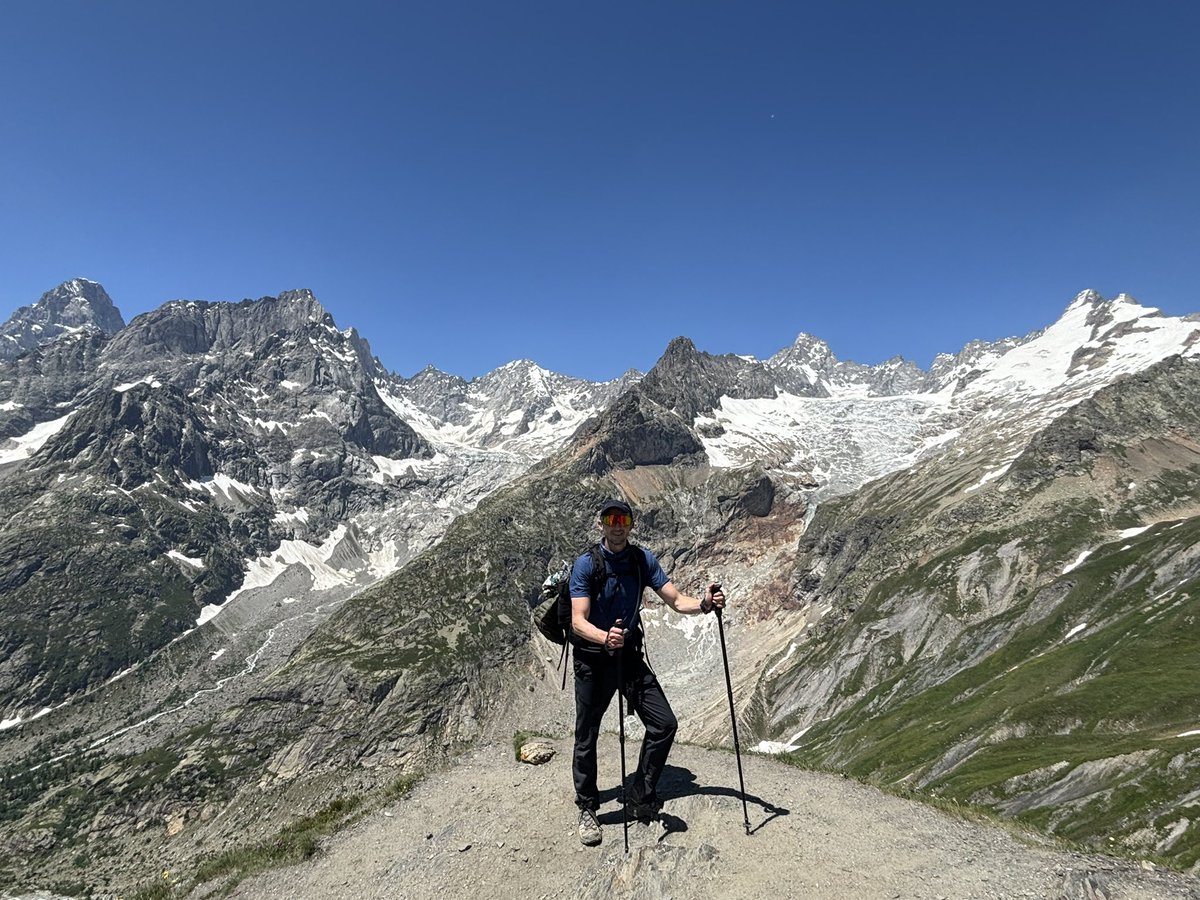 mario_manresa's tweet image. Longest and toughest hike of my journey of #tmb. I have been treated to some views that I have no words to describe. Unfortunately, I can only add a few pics here.
Thank you for supporting my team challenge with donations. Still time to contribute: …challenge.crohnscolitisfoundation.org/index.cfm?fuse…