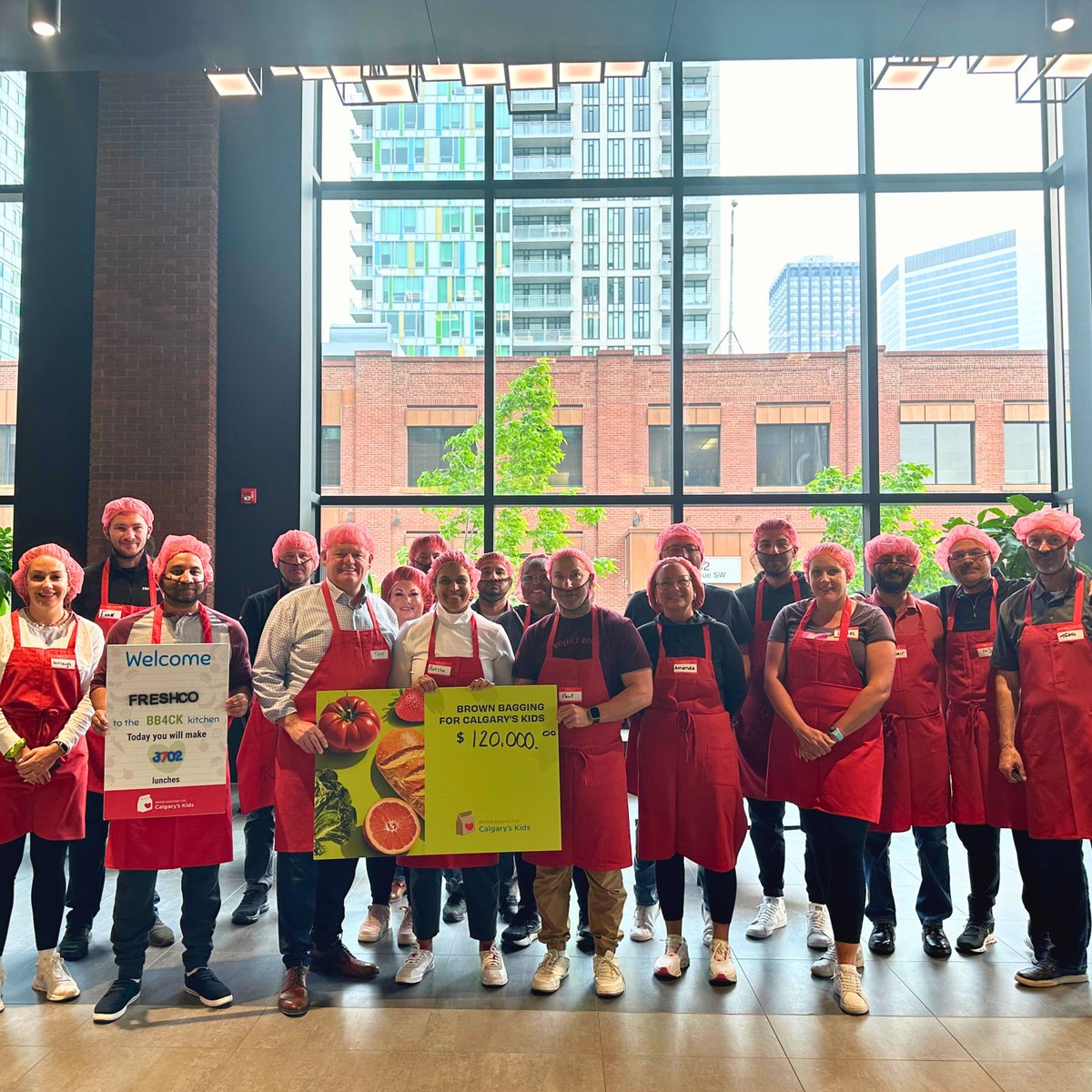 ⛳️ A huge THANK YOU to FreshCo for their $120,000 donation raised through their 2025 Golf Tournament! 🏌️‍♂️ Your generosity helps us provide lunches for 7,800+ kids every school day. Their team also rolled up their sleeves in the kitchen—thank you for making a BIG impact! 💙

#BB4CK