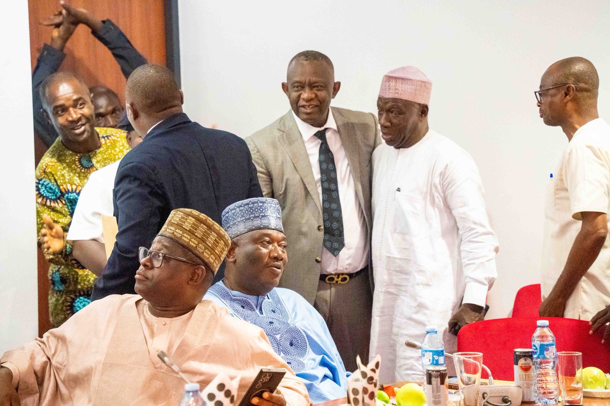 SundayKarimi's tweet image. I joined my distinguished colleagues in the screening of nominees for the Board of the Nigeria Deposit Insurance Corporation (NDIC) as presented by President Bola Ahmed Tinubu.
It’s always a privilege to be part of efforts that ensure transparency, competence, and good…