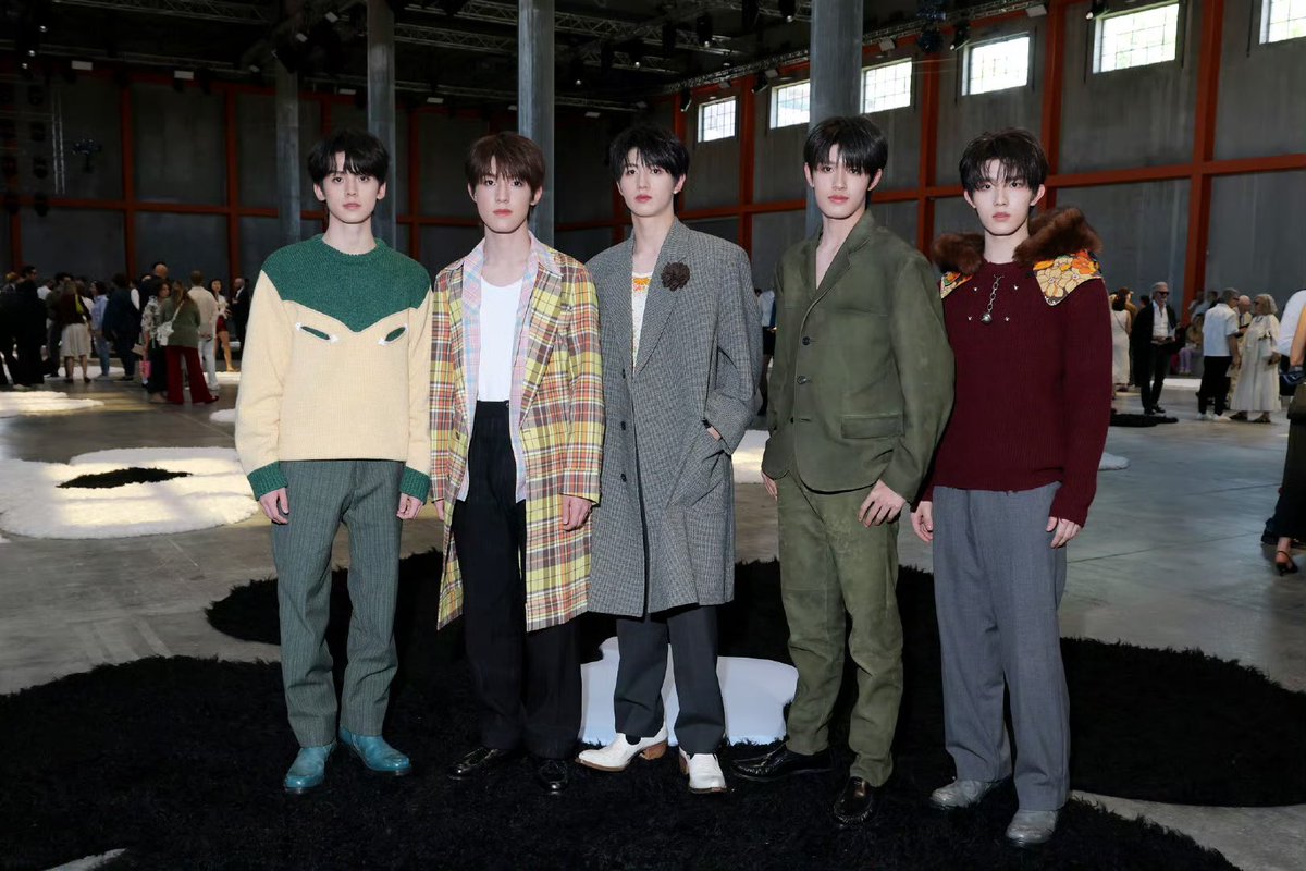 xinhaosdiary's tweet photo. + https://t.co/Ri3aHigZLT