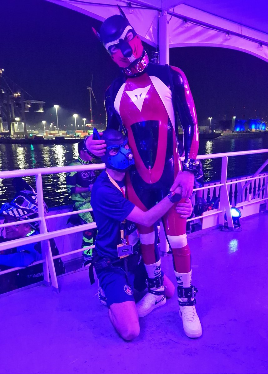 Dunno why but I went on my knees for <a href="/puppy_Marlon_/">Puppy_Marlon</a>