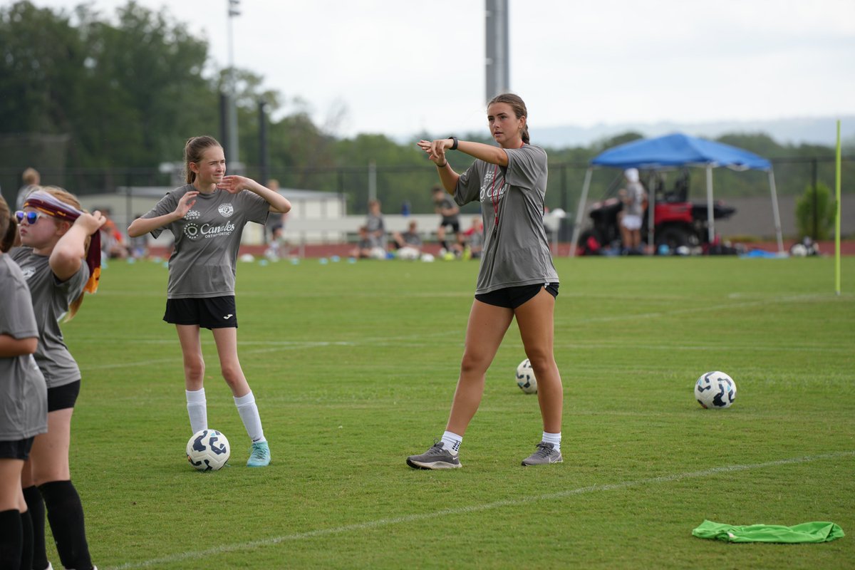andrewtsimonson's tweet photo. The Dynamic Development Soccer Camp worked through rain and a new wave of coaches to host another successful edition as about 185 kids learned from the area’s best coaches and players at Thompson High School.

Story/Photos: https://t.co/ymi4TzKThe https://t.co/Yulpvjp5Qa