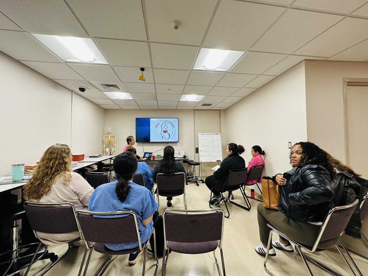 UConnCCEI's tweet image. Meet Varda5: a team building the first evidence-based curriculum for maternal medical cardiac emergencies, expanding beyond hospital walls to train EMS professionals and care teams. 🚑
Learn more about this Summer Fellowship Accelerator startup: linkedin.com/feed/update/ur…