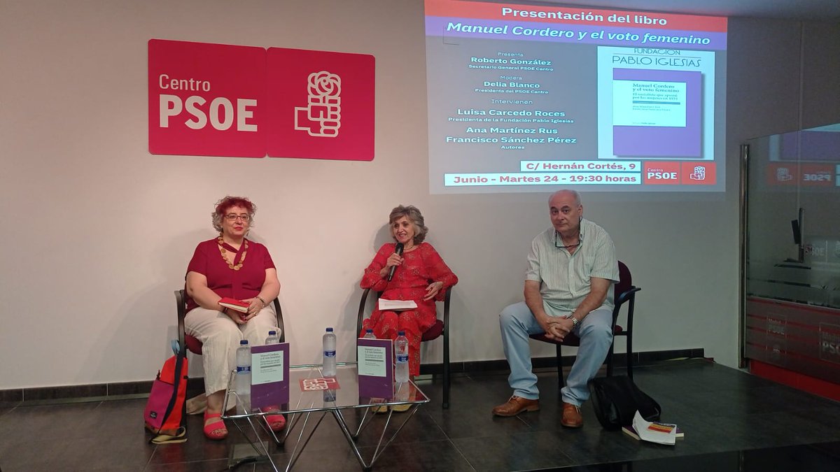 Fundación Pablo Iglesias (@fpabloiglesias) on Twitter photo En la presentación del libro 👇
🌹Manuel Cordero y el voto femenino. El socialista que apostó por las mujeres en 1931
🎙️<a href="/rob_gonzlez/">Roberto González</a> , <a href="/DeliaBlancoT/">Delia Blanco Teran</a>, <a href="/luisacarcedo/">Luisa Carcedo</a>,
Ana Martínez Rus y Francisco Sánchez Pérez En la presentación del libro 👇
🌹Manuel Cordero y el voto femenino. El socialista que apostó por las mujeres en 1931
🎙️<a href="/rob_gonzlez/">Roberto González</a> , <a href="/DeliaBlancoT/">Delia Blanco Teran</a>, <a href="/luisacarcedo/">Luisa Carcedo</a>,
Ana Martínez Rus y Francisco Sánchez Pérez