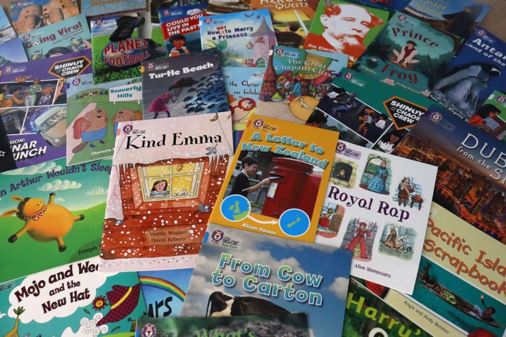 The HeadTeacher (@headteacherhq) on Twitter photo Collins Big Cat has been igniting a love of reading in classrooms across the country for 20 years – read why this award-winning programme is used in more than 5,000 primary schools today 👉 bit.ly/3ZIAV1m <a href="/CollinsPrimary/">Collins Primary</a>
#ad #sponsored Collins Big Cat has been igniting a love of reading in classrooms across the country for 20 years – read why this award-winning programme is used in more than 5,000 primary schools today 👉 bit.ly/3ZIAV1m <a href="/CollinsPrimary/">Collins Primary</a>
#ad #sponsored
