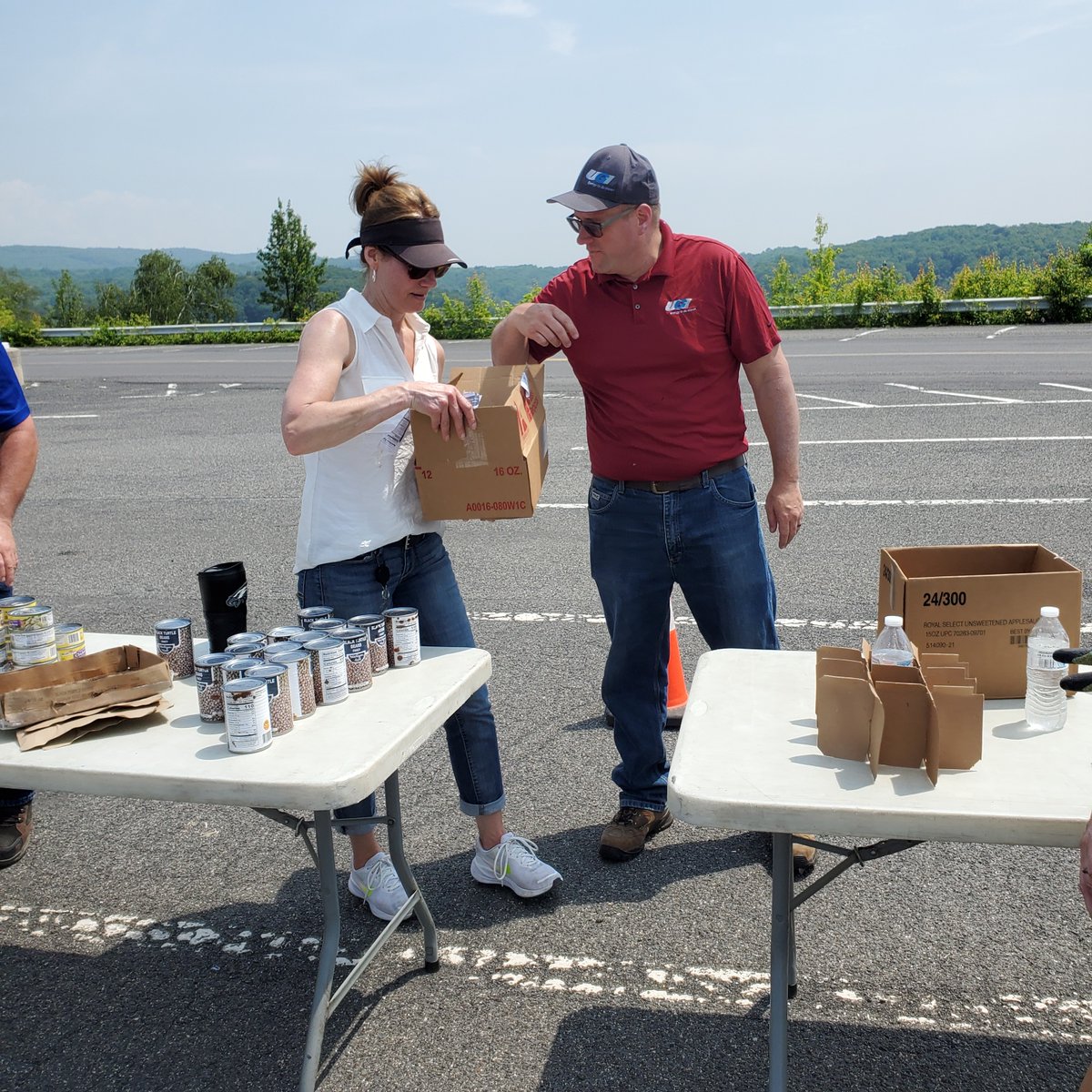 UGI Utilities employees recently volunteered at Helping Harvest's Mobile Market in Pottsville to support food security in the communities we serve. Volunteers loaded food into over 300 clients' cars, as well as set up and cleaned up after the event.